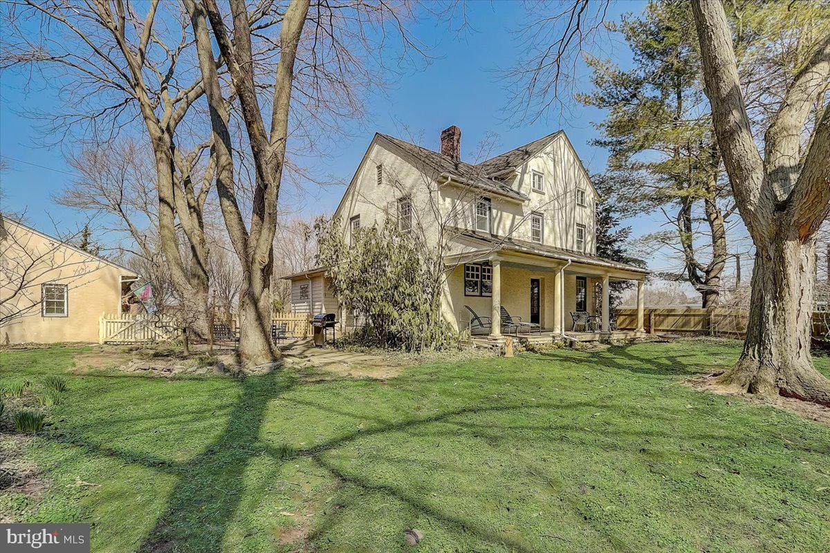 1525 Limekiln Pike - Photo 1