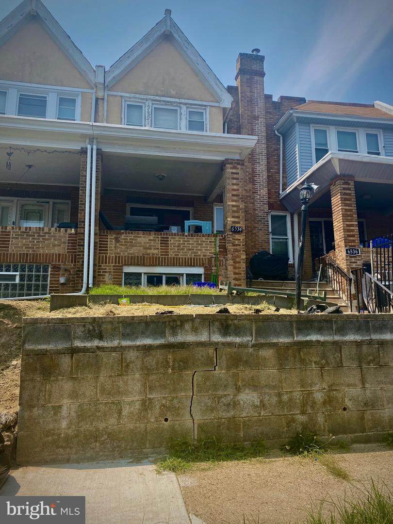 6534 Smedley Street - Photo 1