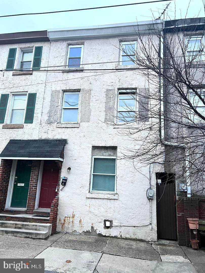 2625 Salmon Street - Photo 1