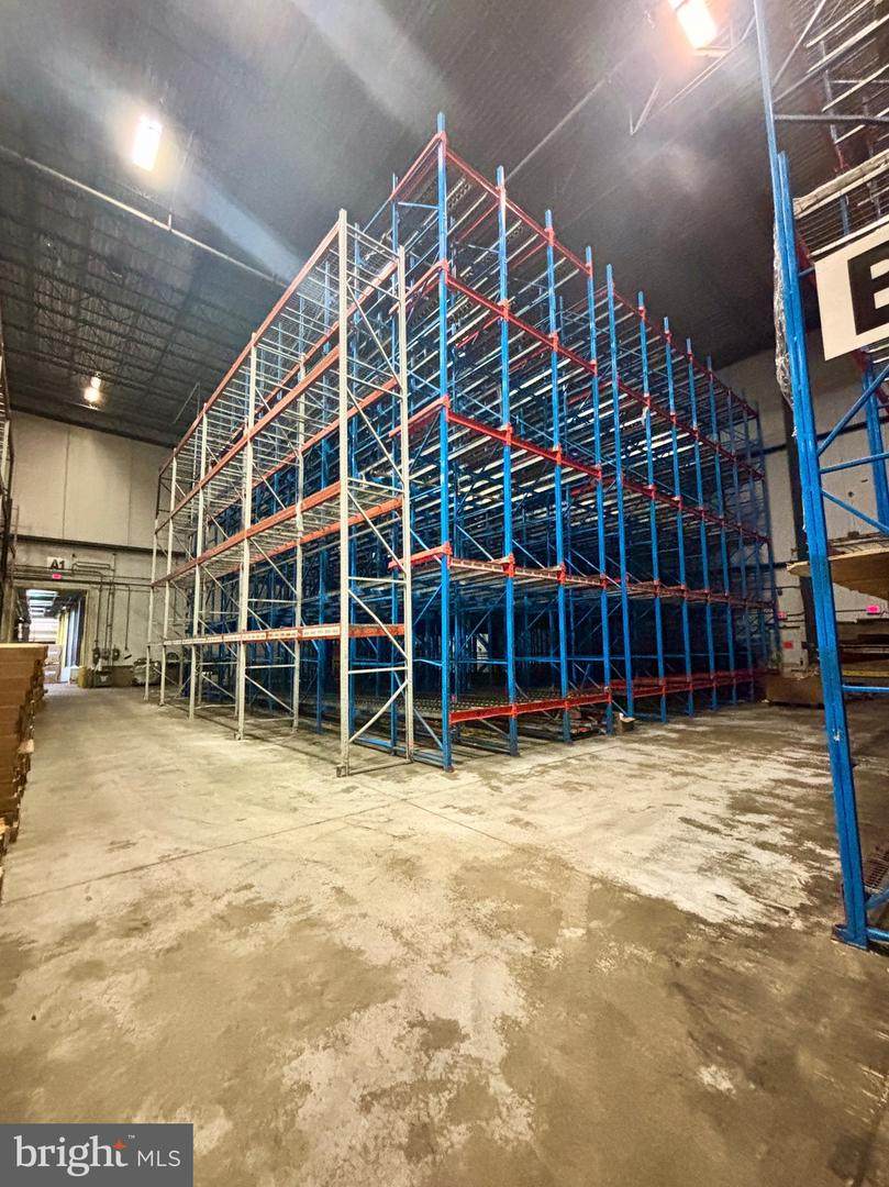 652 Manor Street - Photo 1