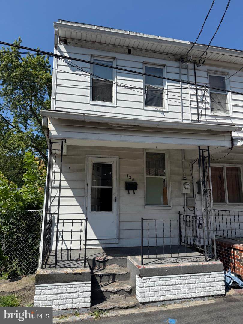 128 Preston Avenue - Photo 1