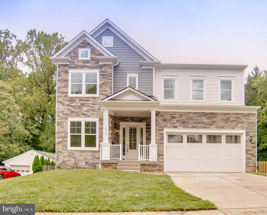 1419 Cottage Street - Photo 1