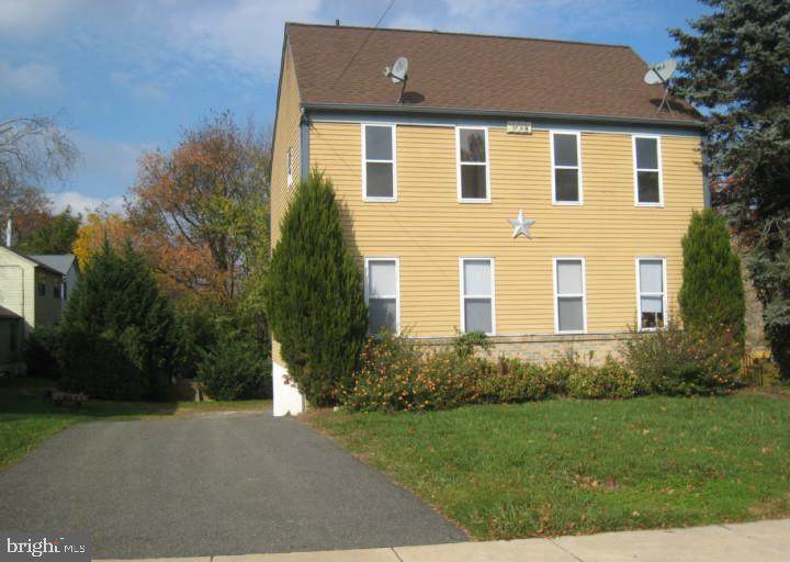 37 Lakeview Avenue - Photo 1