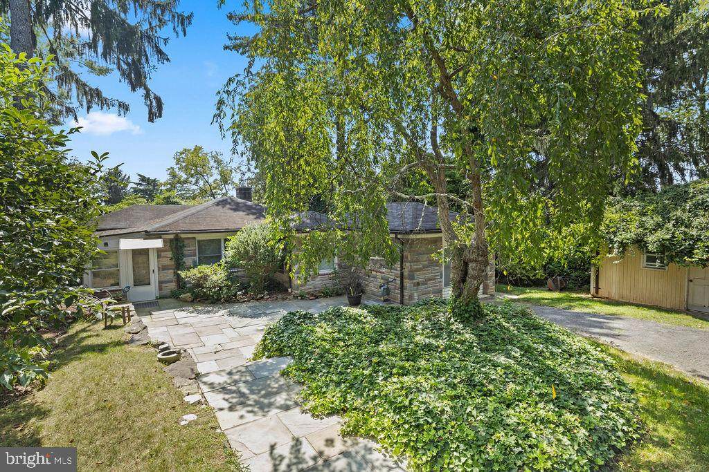 2908 University Terrace - Photo 1