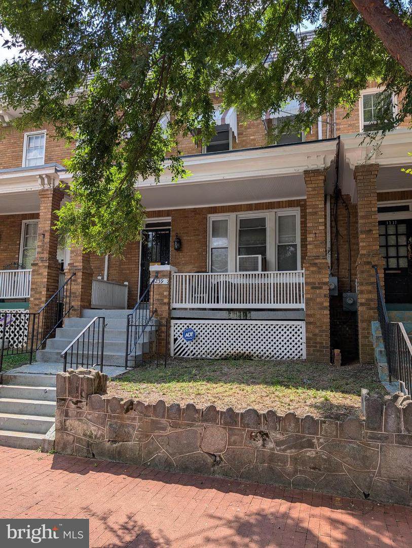 1239 U Street - Photo 1