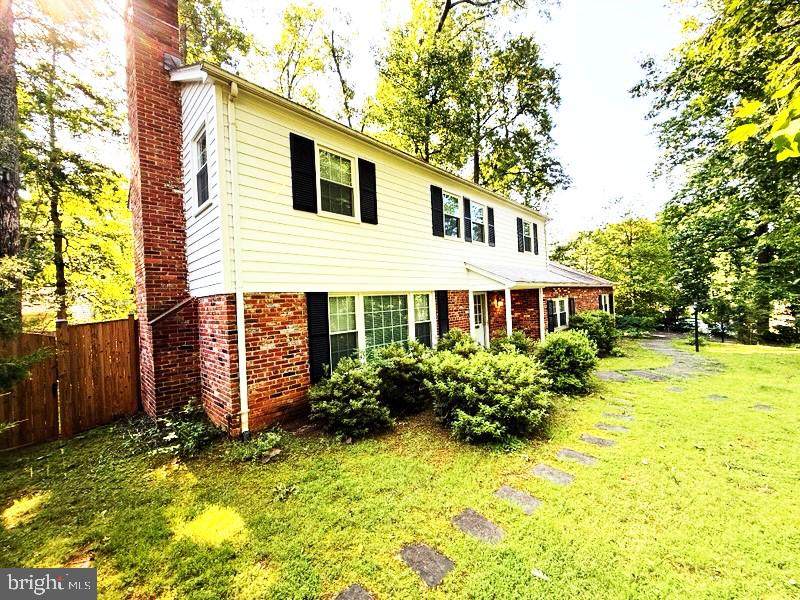 9303 Fernwood Road - Photo 1