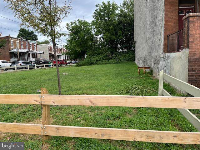 1239 Erie Avenue - Photo 1