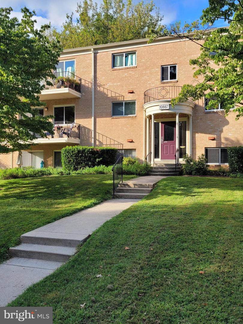 10667 Montrose Avenue - Photo 1