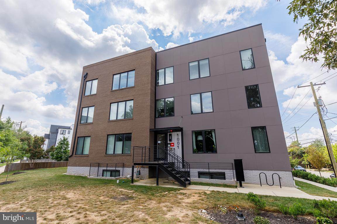 1001 Bryant Street - Photo 1