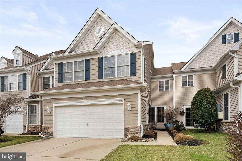 809 Turnberry Court - Photo 1