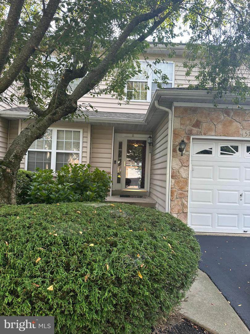 51 Hogan Way - Photo 1