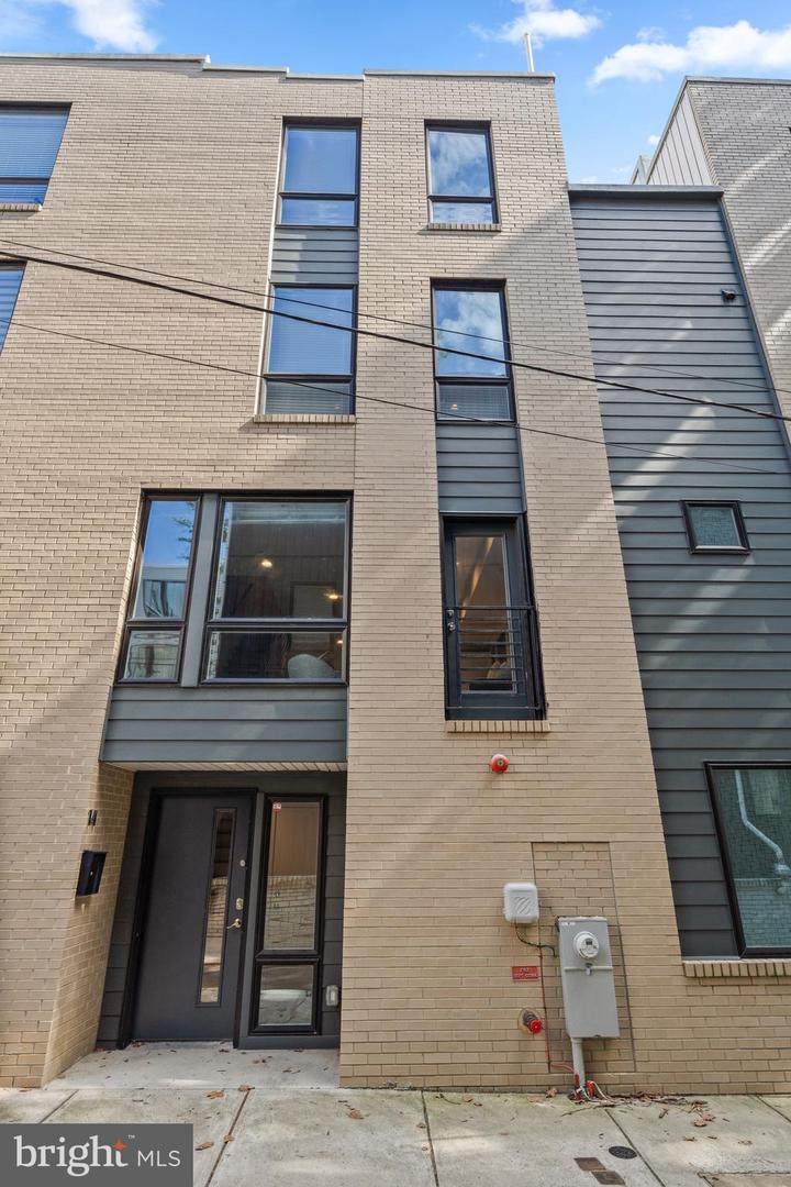 815 Perkiomen Street - Photo 1