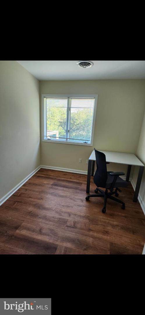 203 Romancoke Road - Photo 1