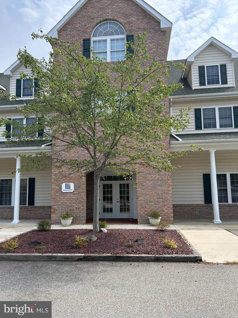 2201 Main Street - Photo 1