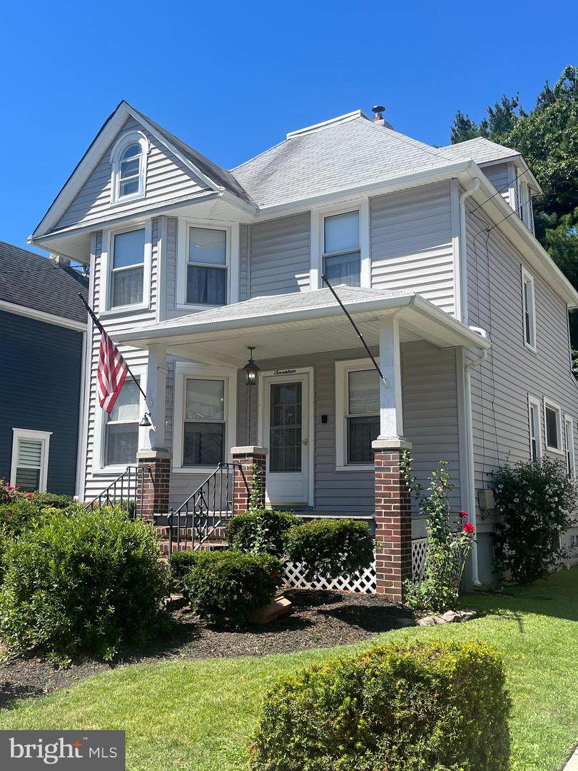 17 Harvard Avenue - Photo 1