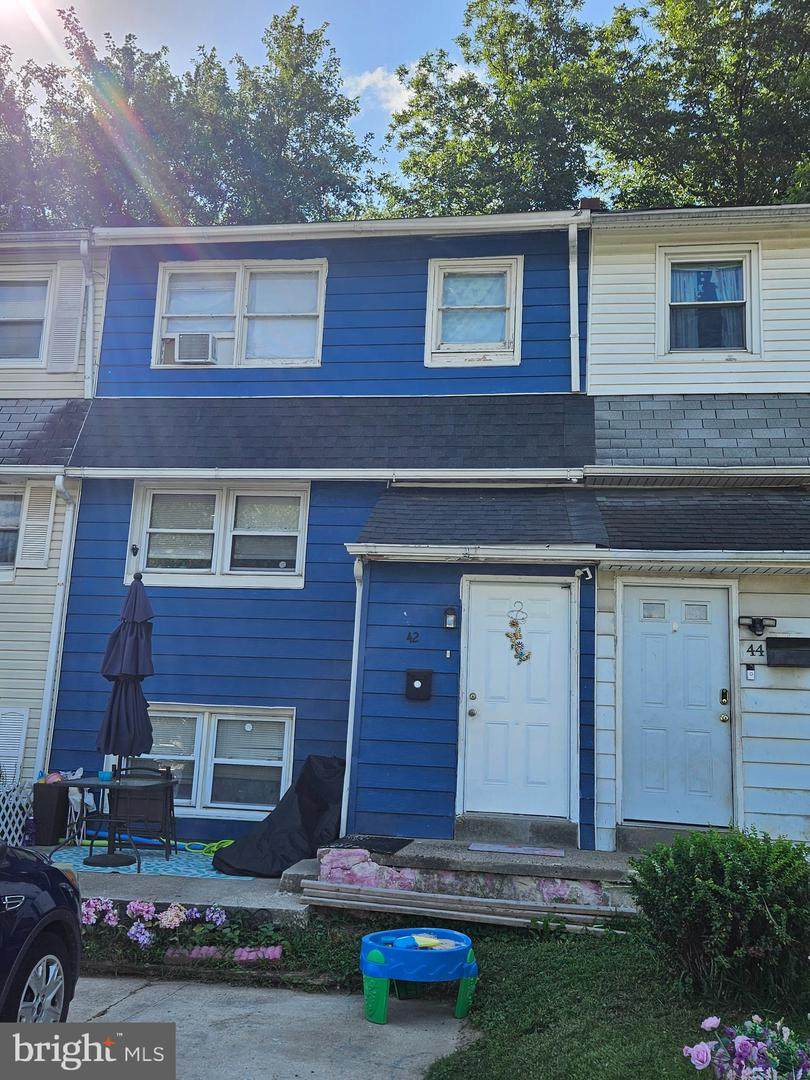 42 Oakmont Drive - Photo 1