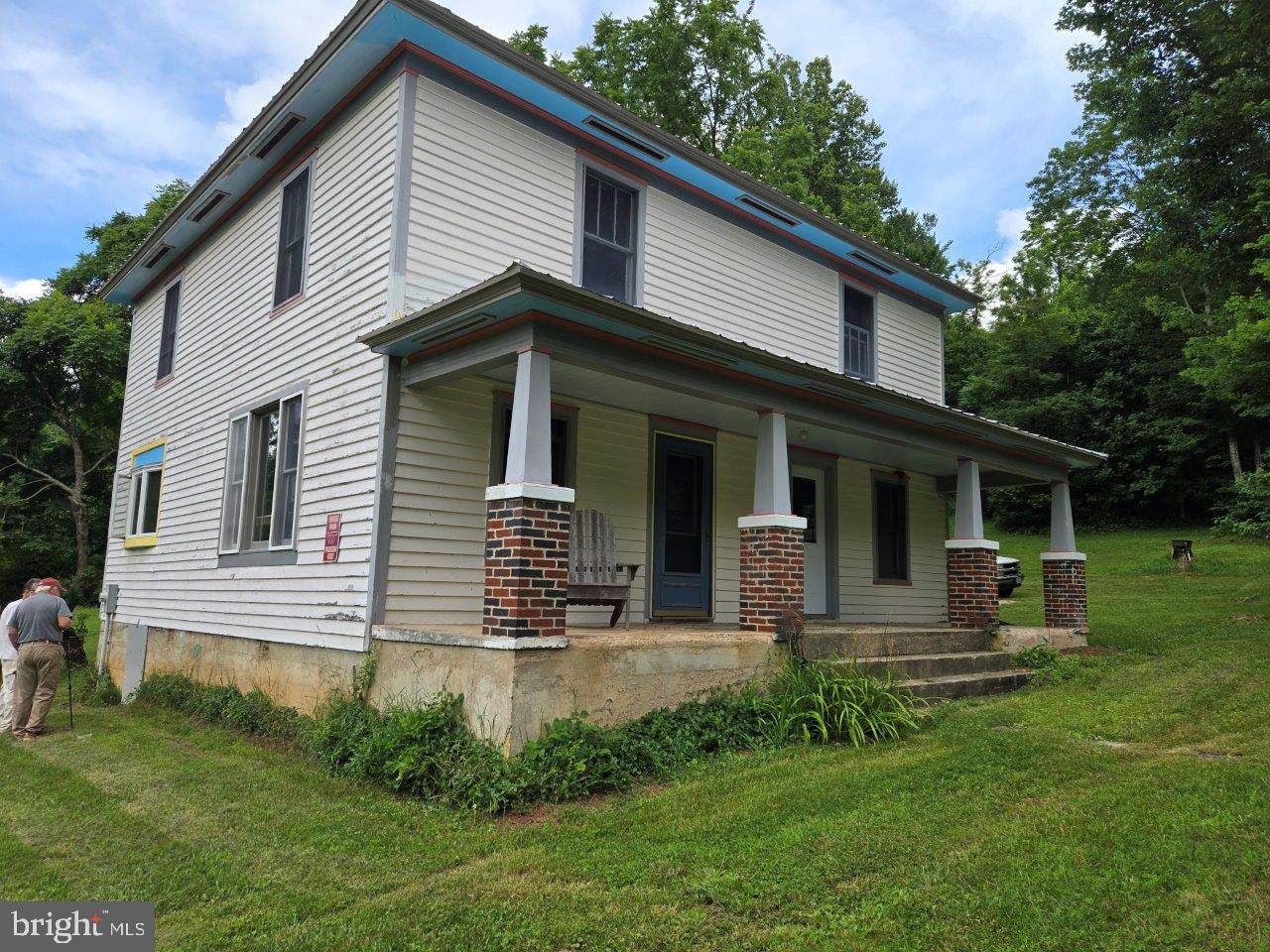 8947 Sugar Run Rd - Photo 1