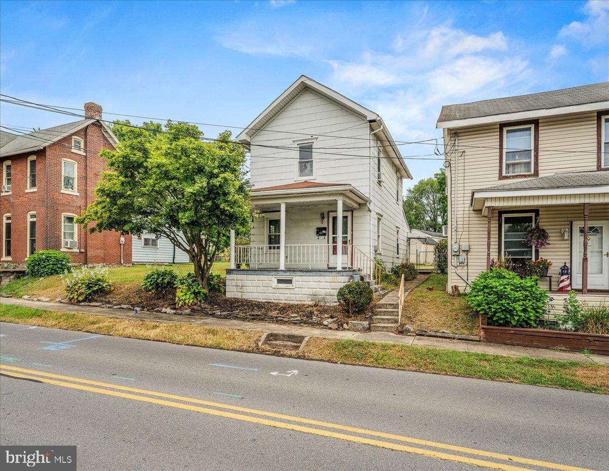 521 Shakespeare Avenue - Photo 1