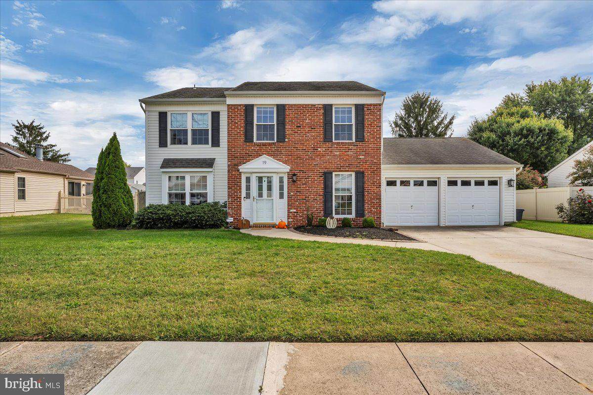 19 Mars Drive - Photo 1