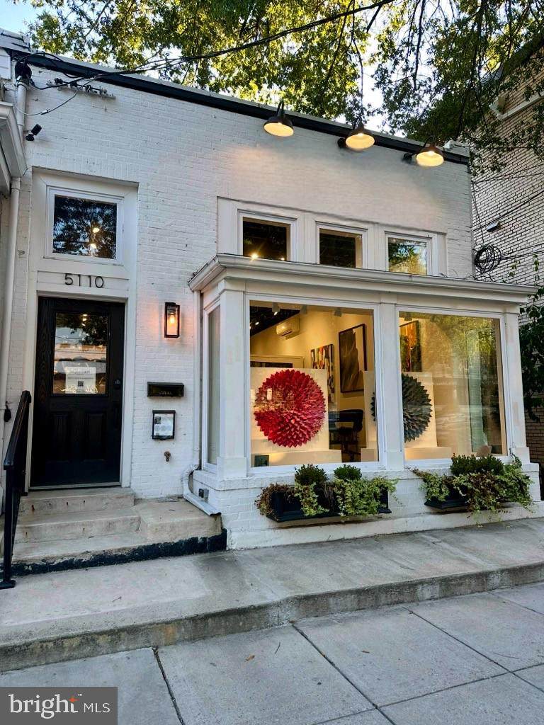 5110 Macarthur Boulevard - Photo 1