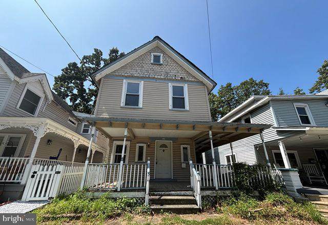 198 West Avenue - Photo 1