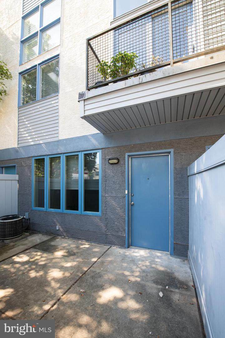 182-00 Gay Street - Photo 1