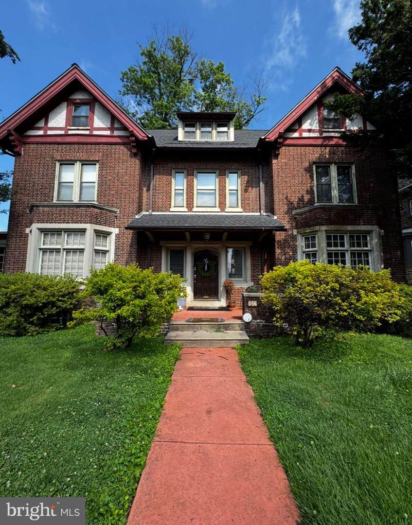 725 Vernon Road - Photo 1