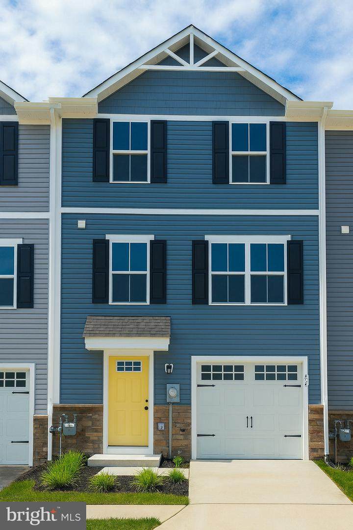 31 Fieldcrest Aly - Photo 1