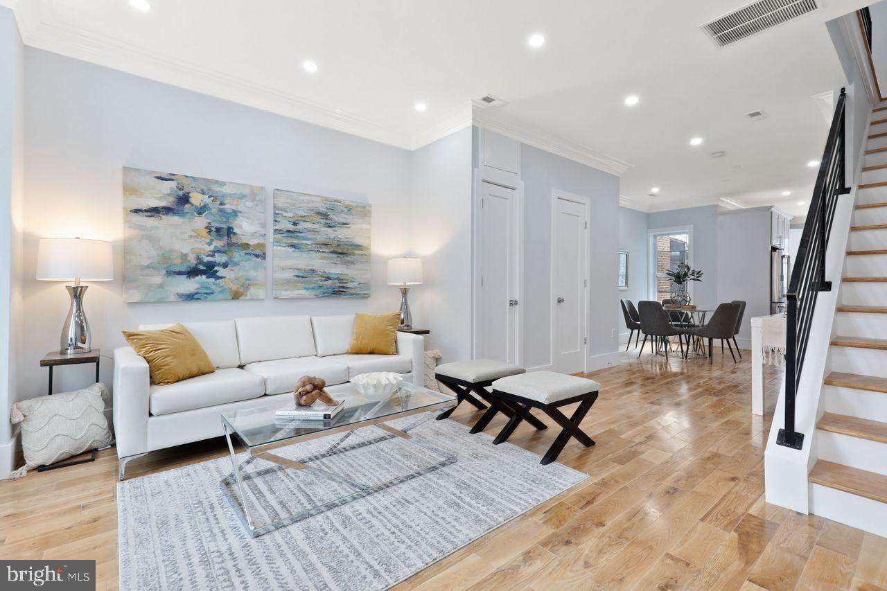 1023 Florida Avenue - Photo 1