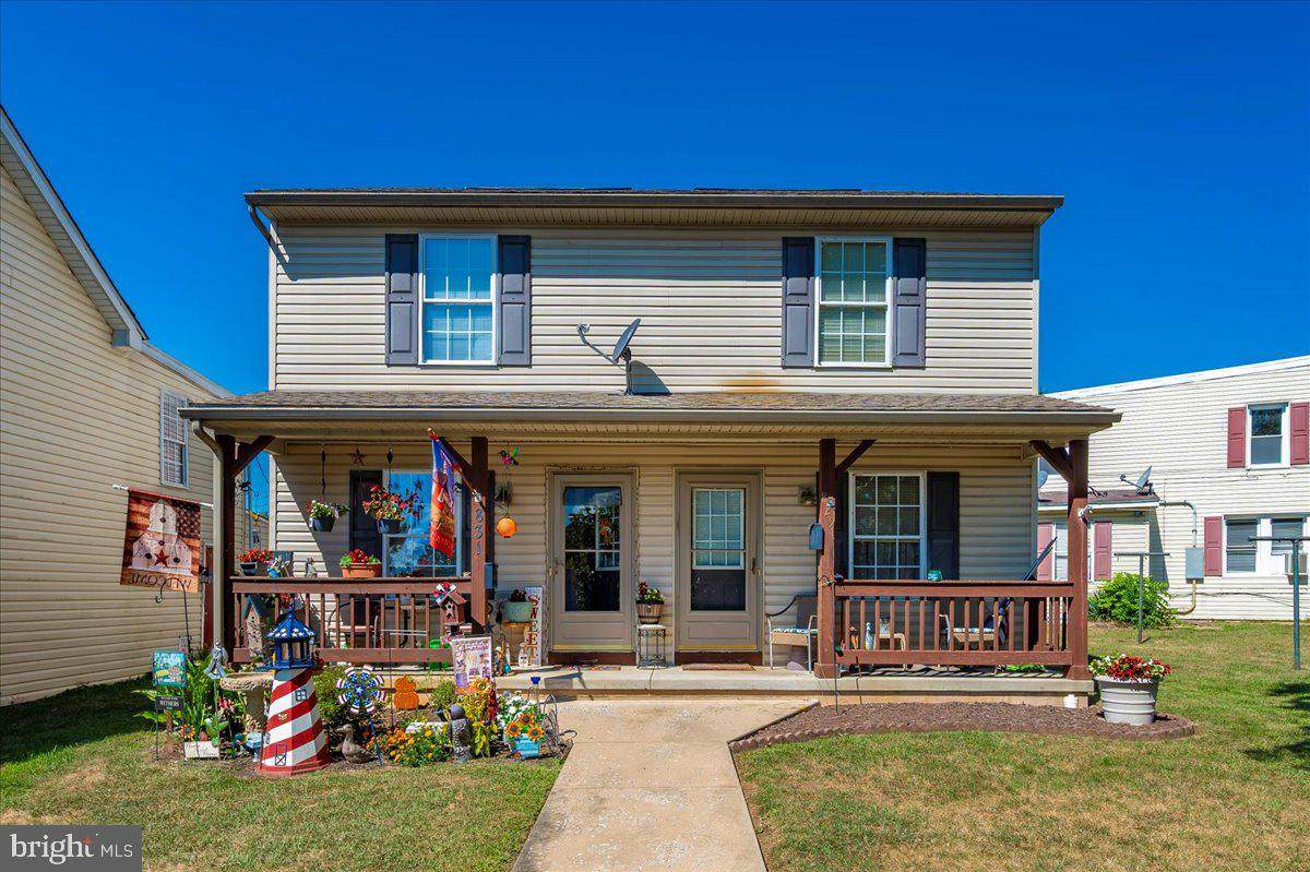 829 Rose Hill Avenue - Photo 1
