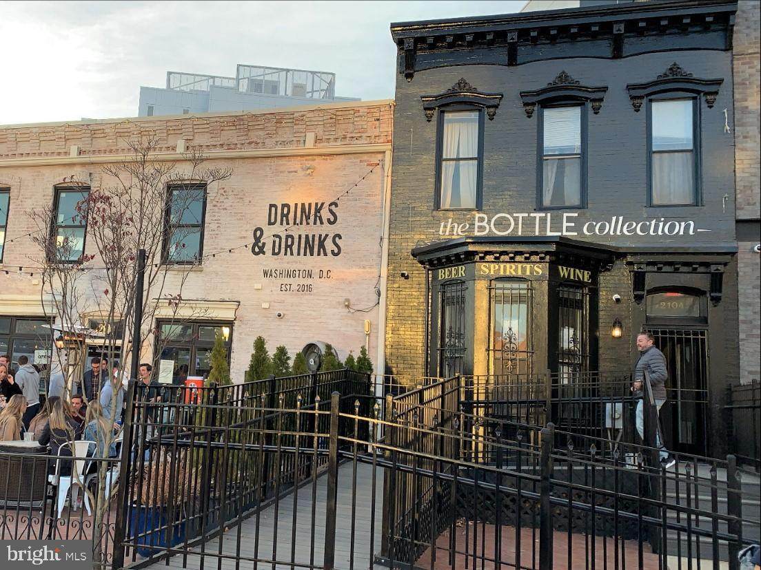 2104 Vermont Avenue - Photo 1