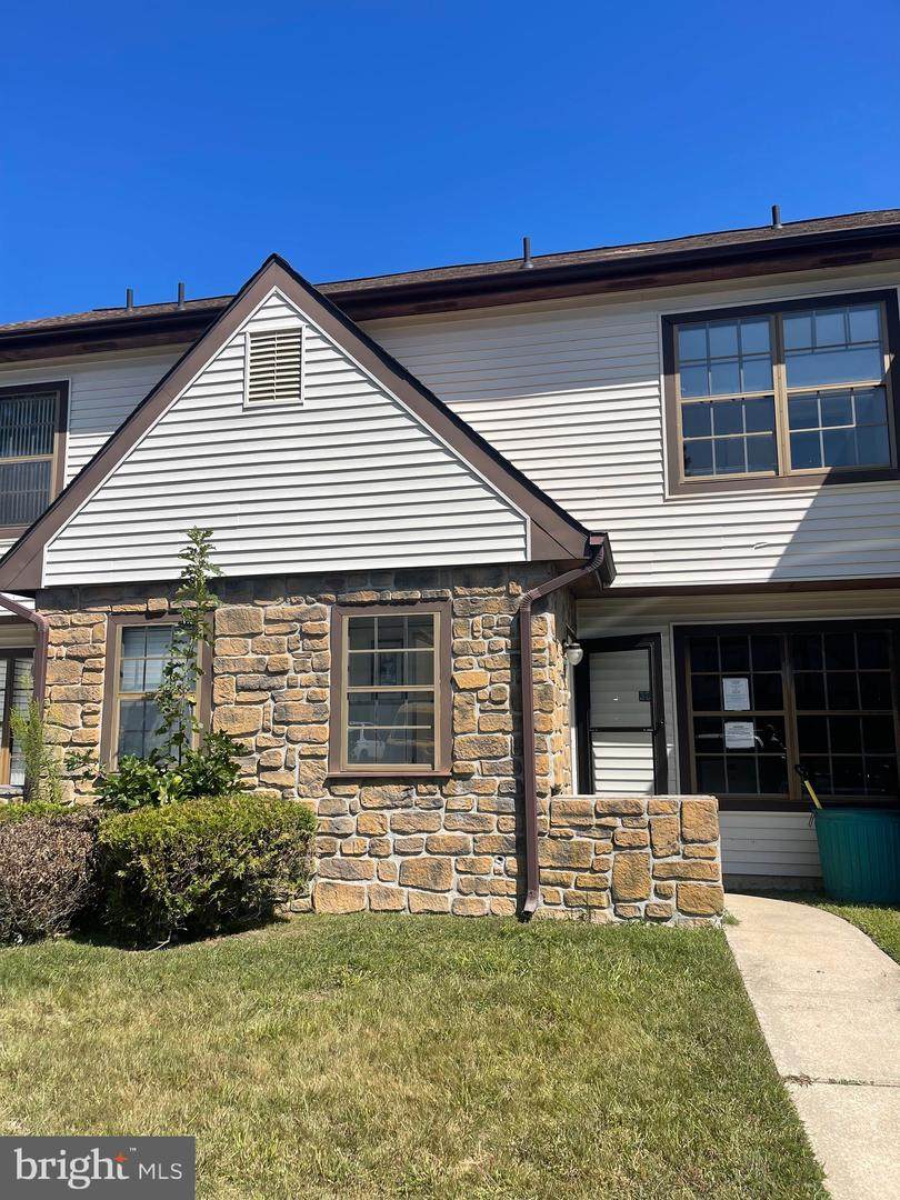 3045 Ivy Bush Court - Photo 1