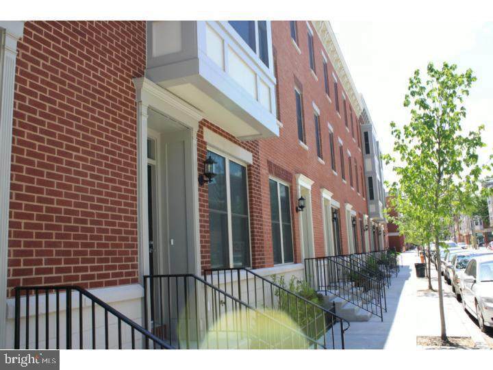 745 13TH Street - Photo 1