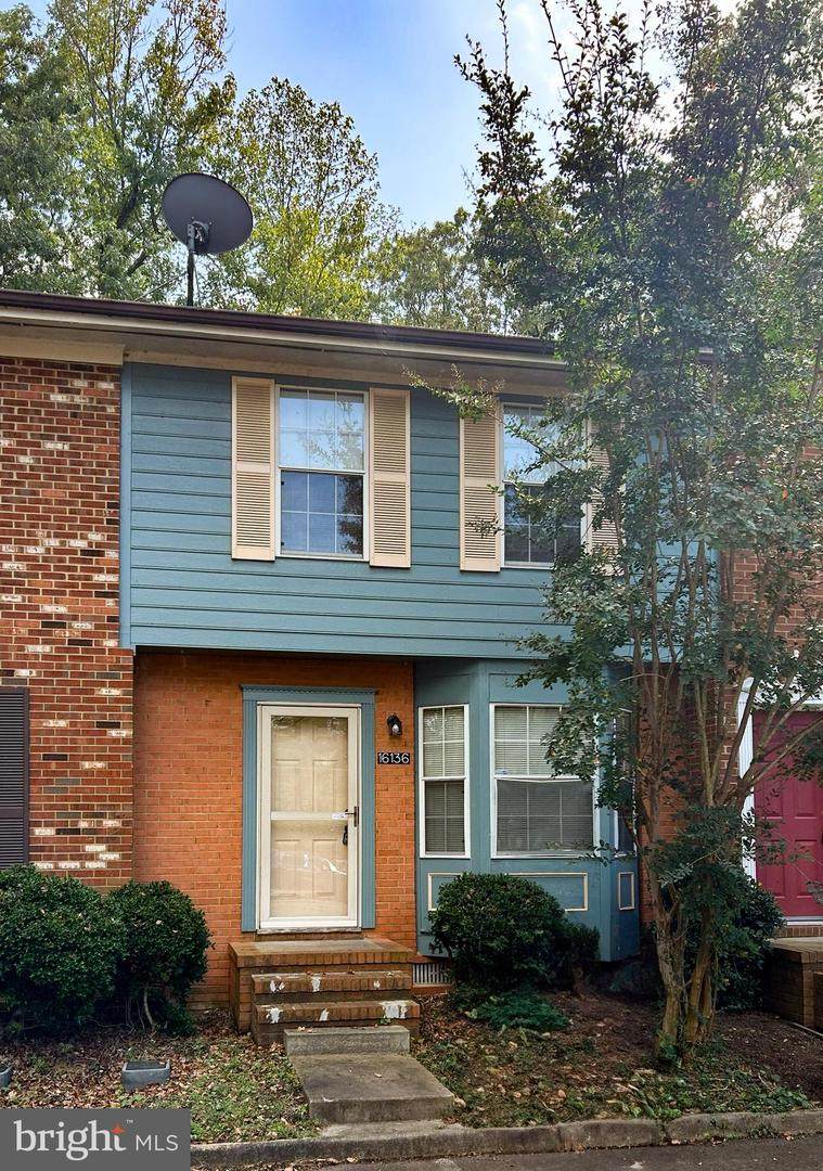 16136 Clarence Court - Photo 1