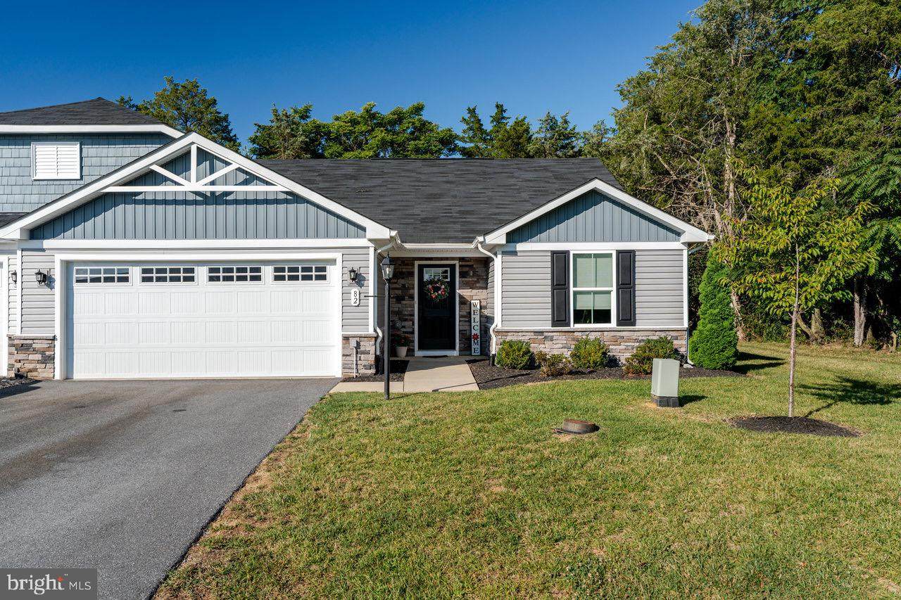 82 Peak Drive - Photo 1