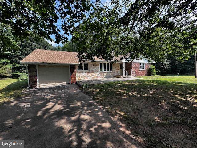1217 Barton Road - Photo 1