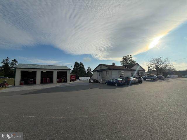 3246 Lincoln Highway - Photo 1