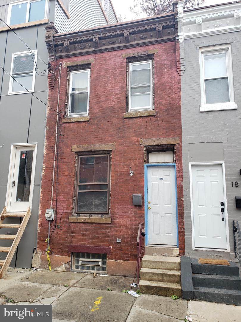 1817 Waterloo Street - Photo 1