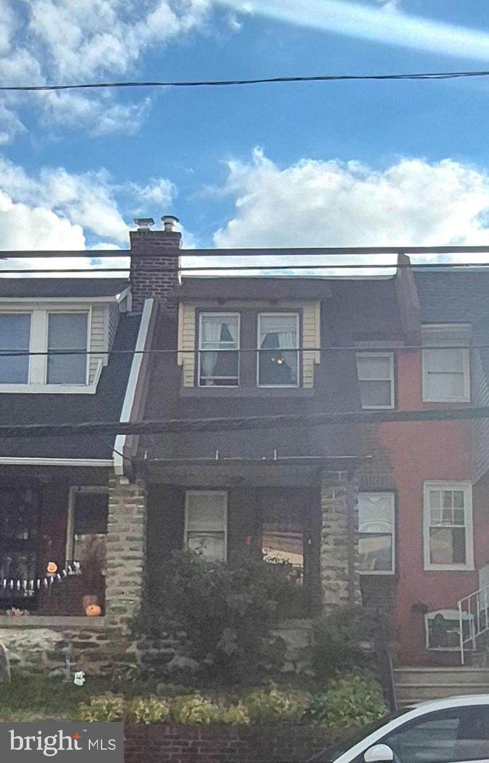 740 Fisher Avenue - Photo 1