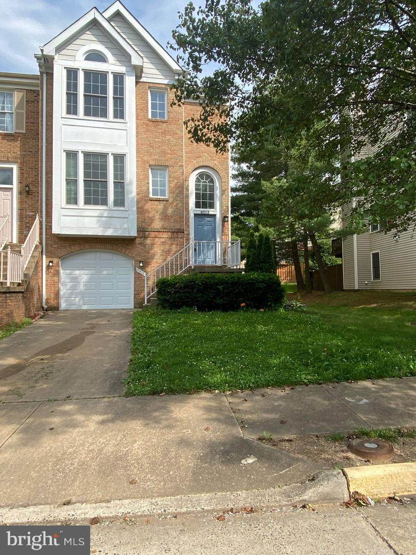 8013 Hilliard Drive - Photo 1