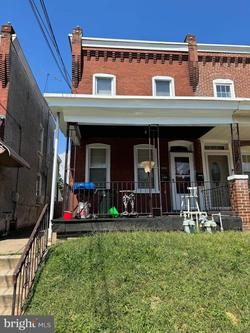 2106 4TH Street - Photo 1