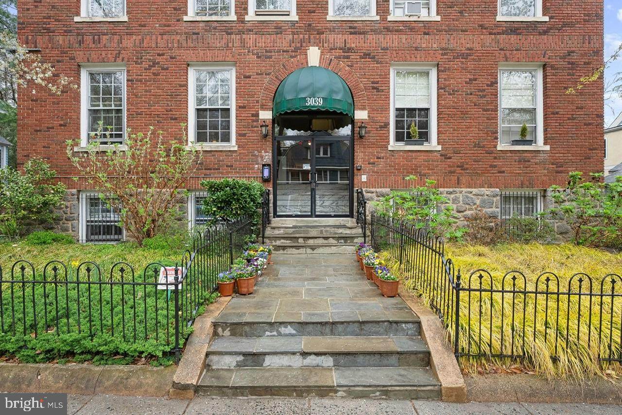 3039 Macomb Street - Photo 1