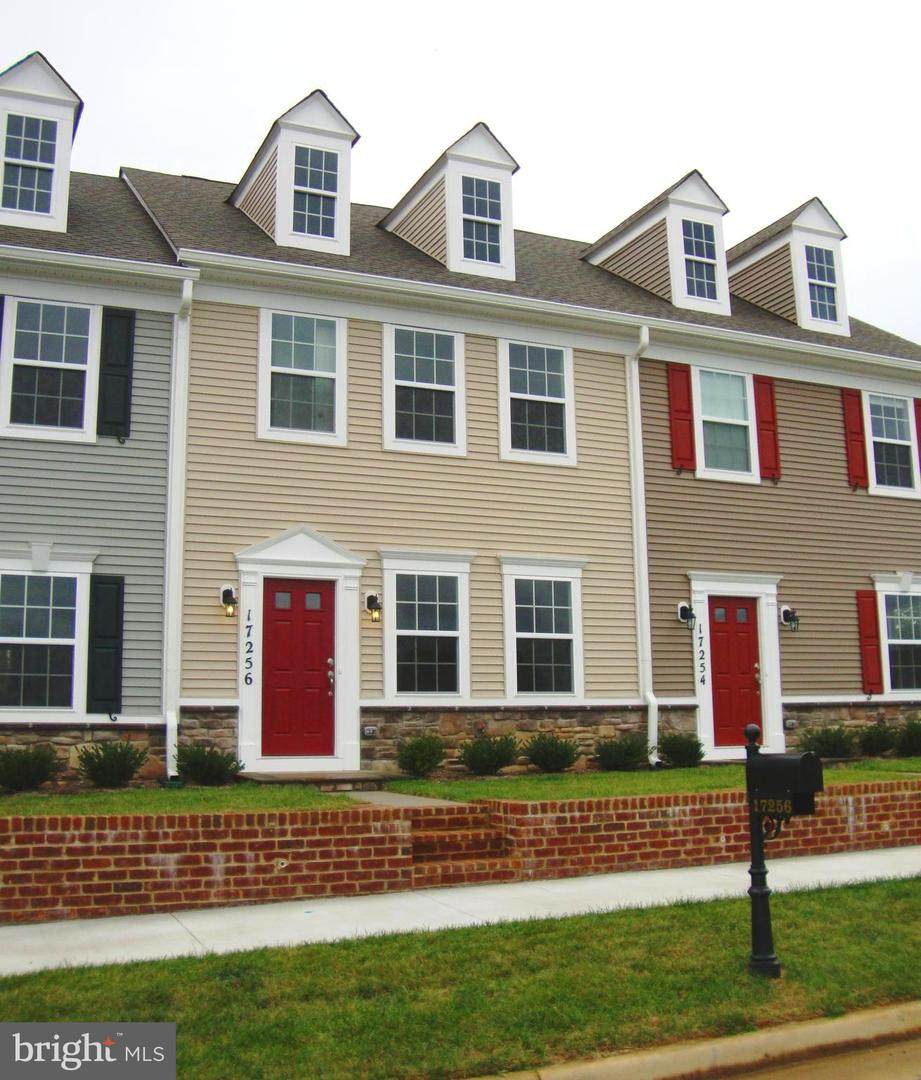 17256 Library Boulevard - Photo 1