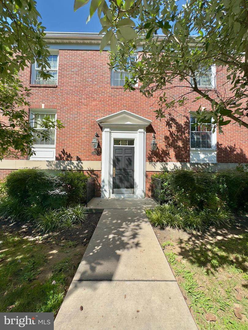 321 Homeland Southway - Photo 1