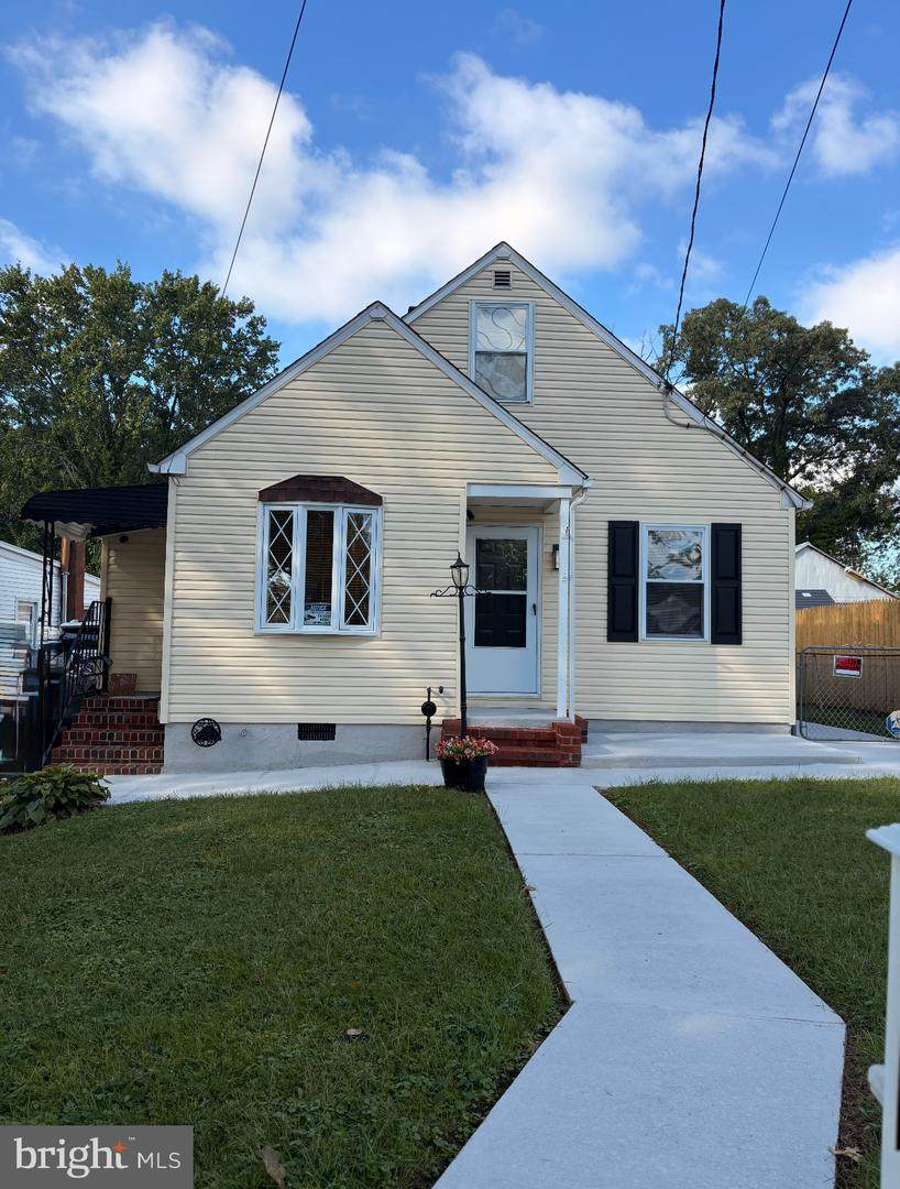 1015 Sumter Avenue - Photo 1