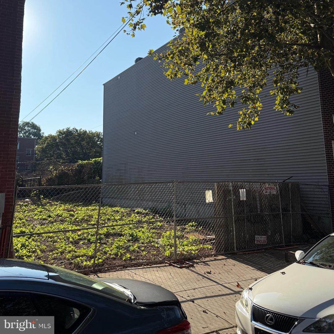 1411 Bouvier Street - Photo 1