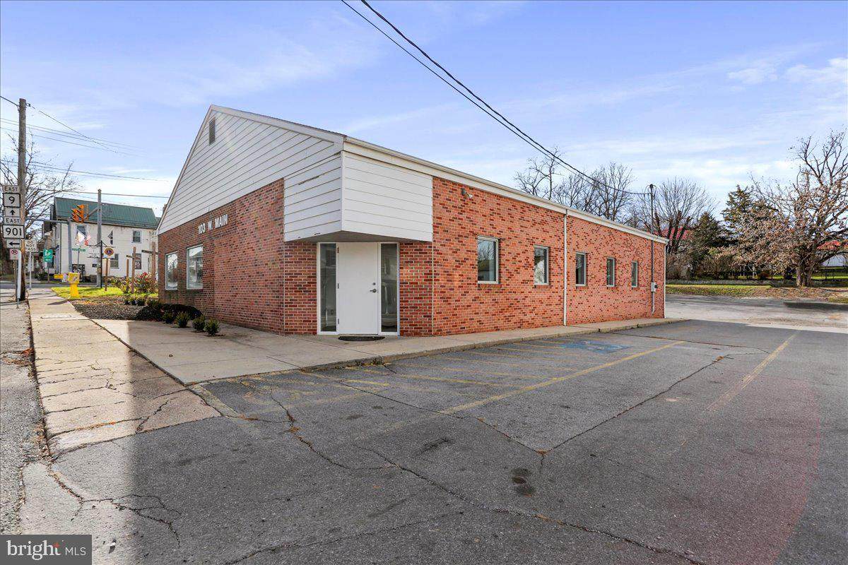 103 W Main Street - Photo 1