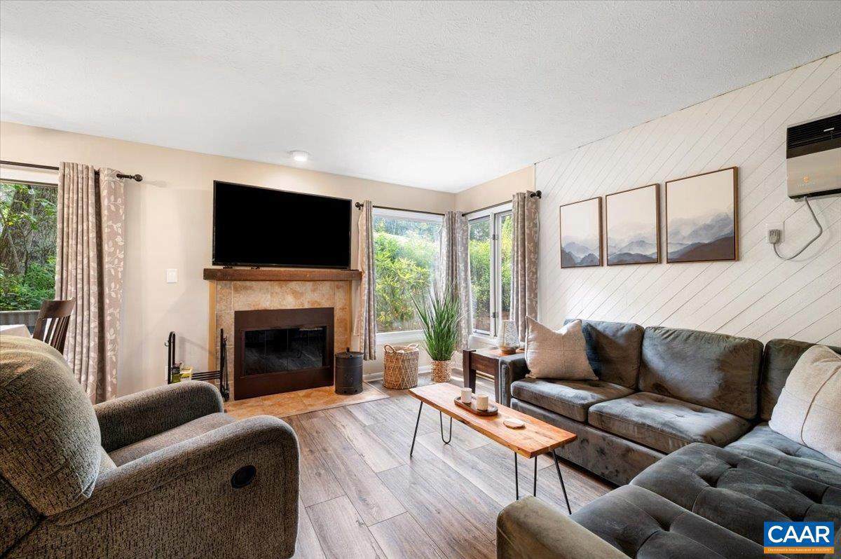 2229 Tanners Ridge Condos - Photo 1