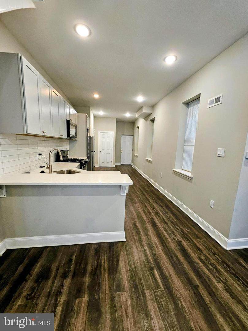 2525 17TH Street - Photo 1