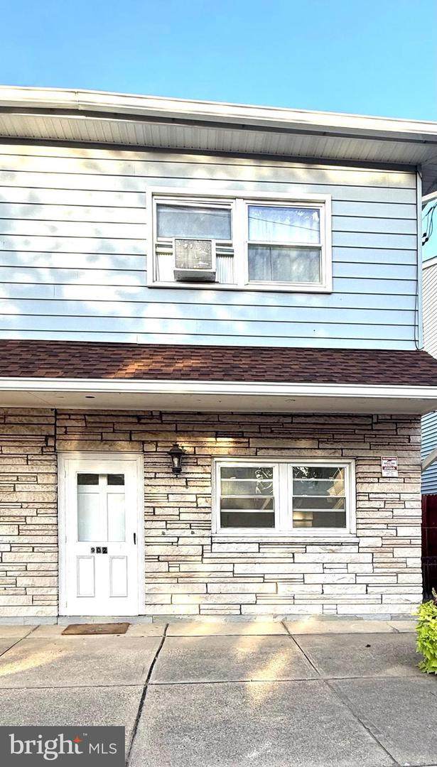 900 Quinton - Photo 1